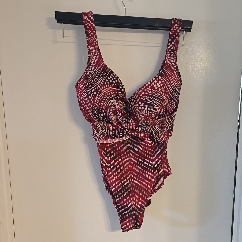 Miraclesuit One Piece Swim Suit 12 Like New